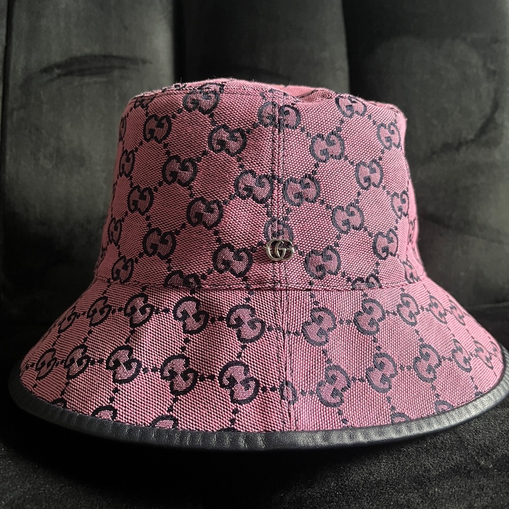 Gucci bucket hat, pink, with box, authentic